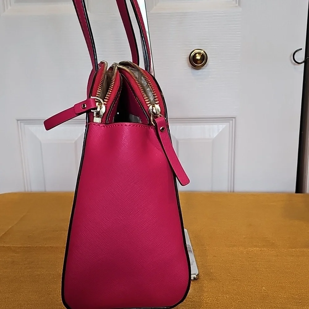 Kate Spade Cedar Street Elissa Shoulder Bag Like New Condition